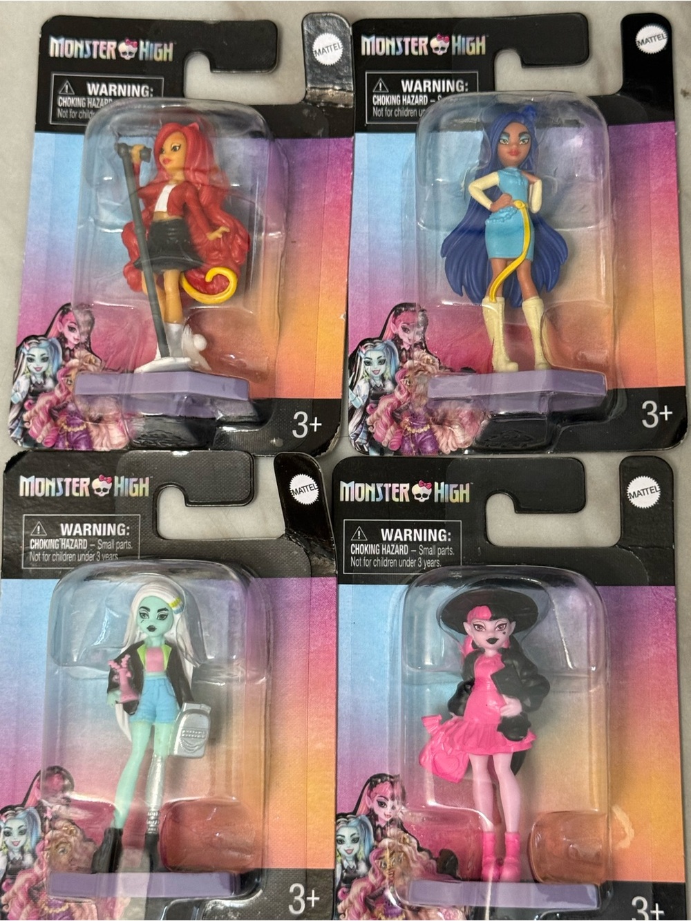 Monster High mini figurines New